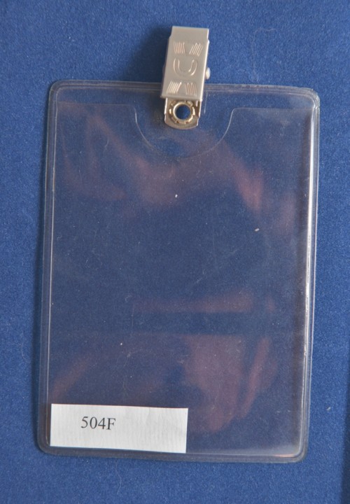 Карман для бейджей жесткий вертикальный с клипсой (70х98), 504-F